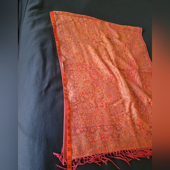 Bohemian Cashmere mix Wide Shoulder Shawl Paisley Flower hotpink/multico… - Picture 6 of 14